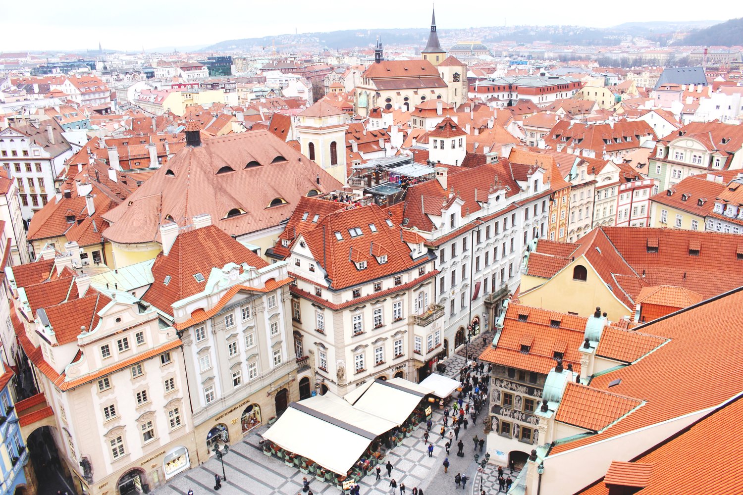 Prag-Touristen-Aussicht-Attraktion-travel