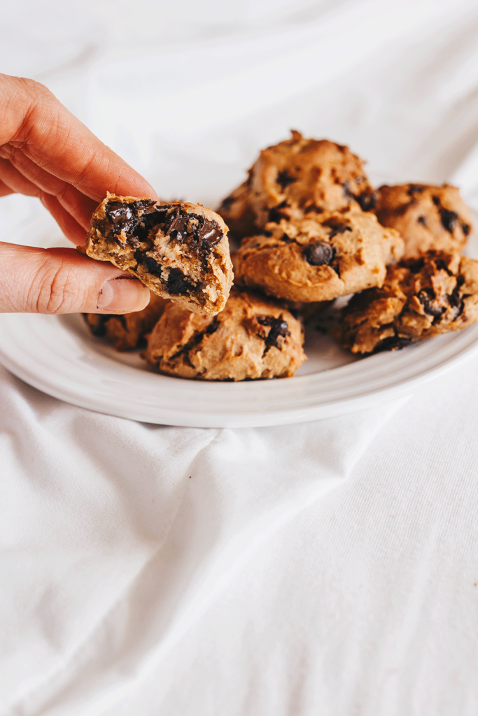5 Minuten vegane Chocolate Chip Kekse, glutenfrei und proteinreich